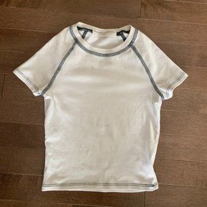 UO white tee, cropped XS